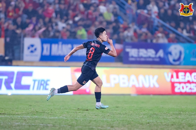 Trực tiếp vòng 13 V-League 1: Ninh Bình - Hoàng Anh Gia Lai- Ảnh 1.