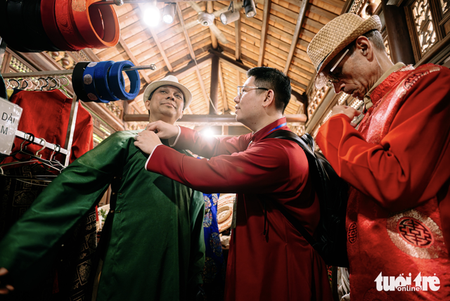 Foreign diplomats enjoy Lunar New Year program in Ho Chi Minh City- Ảnh 2.