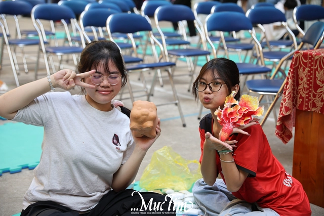 Rực rỡ sắc xuân tại THPT Tây Thạnh với 68 gian hàng sáng tạo - Ảnh 15.