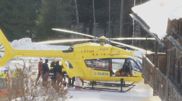 Alpine skiing-Helicopter crew recounts smooth but complex rescue after Vonn crash- Ảnh 2.