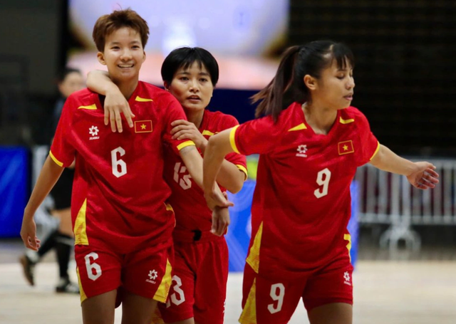 Xem futsal nữ Việt Nam đấu Indonesia trên kênh nào?- Ảnh 1. Xem futsal nữ Việt Nam đấu Indonesia trên kênh nào?- Ảnh 1.
