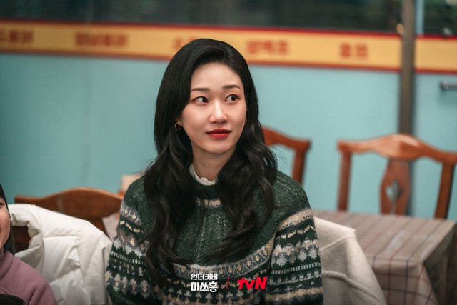 Rating Undercover Miss Hong vượt 10% nhờ những chi tiết này- Ảnh 3. Rating Undercover Miss Hong vượt 10% nhờ những chi tiết này- Ảnh 3.