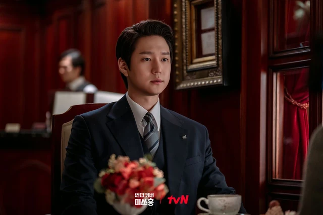 Rating Undercover Miss Hong vượt 10% nhờ những chi tiết này- Ảnh 5. Rating Undercover Miss Hong vượt 10% nhờ những chi tiết này- Ảnh 5.