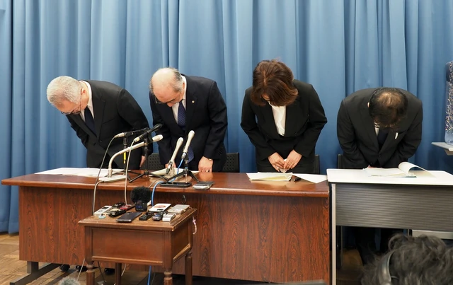 Patient dies, 2 critical after injections at hospital near Tokyo- Ảnh 1.