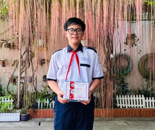 Sắp thi tuyển sinh lớp 10 rồi, ta ôn luyện đi thôi! - Ảnh 4.