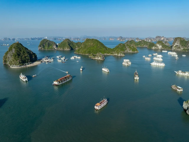 Vietnam’s Ha Long bay cruise listed among Time’s greatest places to stay in 2026- Ảnh 2.