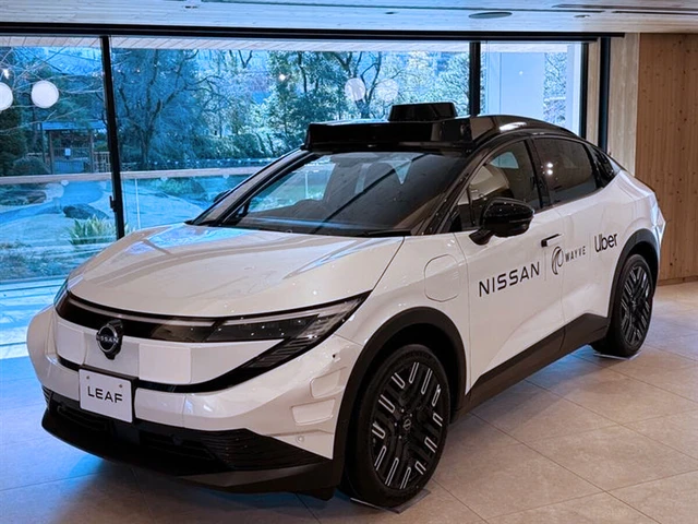 Nissan to launch robotaxi service with Uber- Ảnh 1.