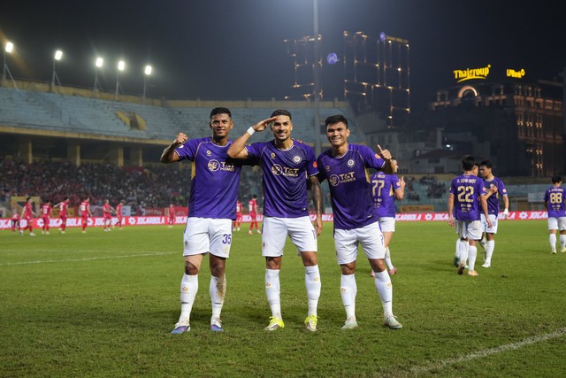 Trực tiếp V-League 1: CLB Hà Nội đấu Sông Lam Nghệ An- Ảnh 1.