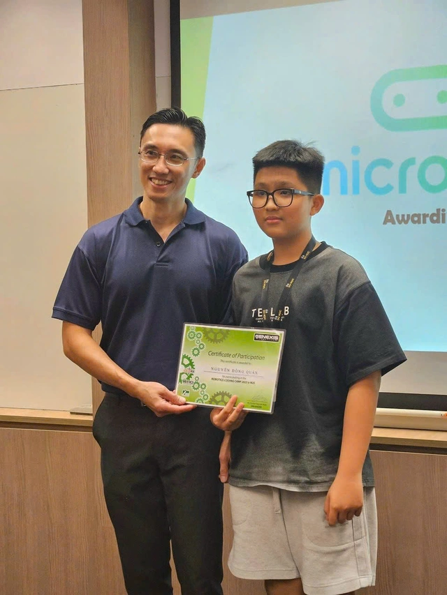 Nam sinh Cần Thơ mê khoa học, thích lập trình, muốn khám phá thế giới- Ảnh 4. Nam sinh Cần Thơ mê khoa học, thích lập trình, muốn khám phá thế giới- Ảnh 4.