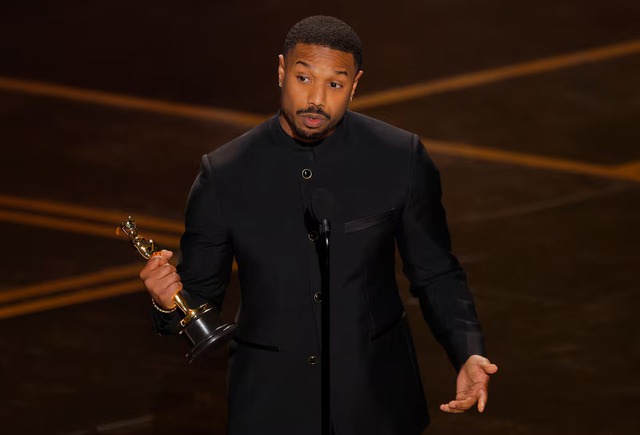 Michael B. Jordan wins best actor Oscar for dual role in 'Sinners' - Ảnh 1. Michael B. Jordan wins best actor Oscar for dual role in 'Sinners' - Ảnh 1.