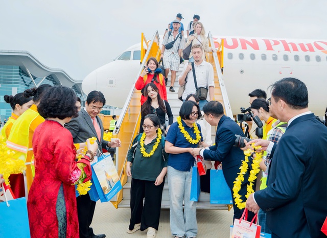 Vietnam’s Sun PhuQuoc Airways launches Nha Trang-Phu Quoc service - Ảnh 1.