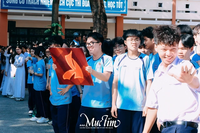 Sôi động hội thi kéo co học sinh chào mừng 95 năm thành lập Đoàn - Ảnh 4.