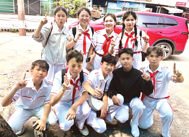 20 tháng 3 Hạnh phúc có phải là những điều lớn lao - Ảnh 2.