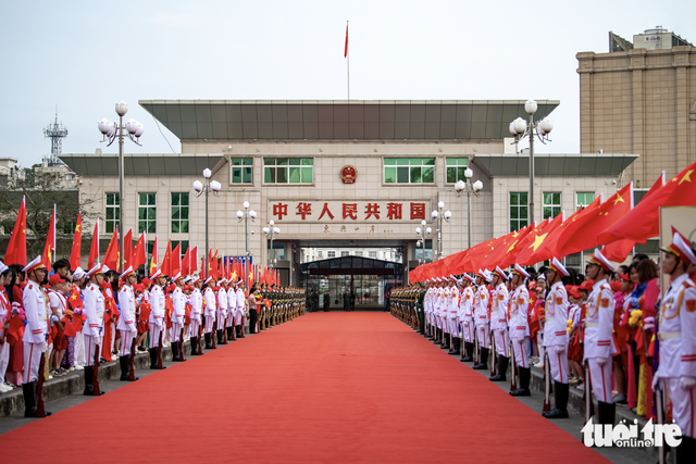 Vietnam’s General Phan Van Giang chairs welcome ceremony for Chinese defense minister - Ảnh 2.