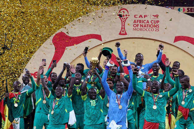 Morocco declared African champions after Senegal stripped of title - Ảnh 1.