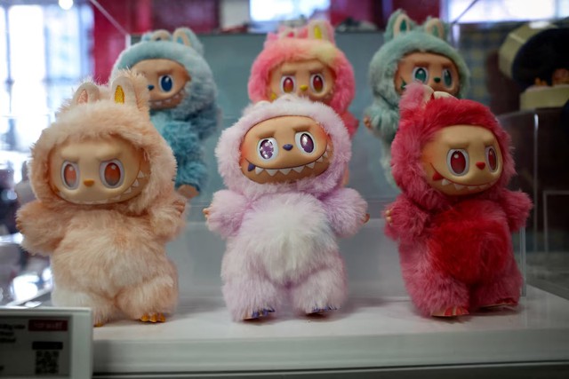 Pop Mart and Sony team up for Labubu film to expand viral toy's reach - Ảnh 1.