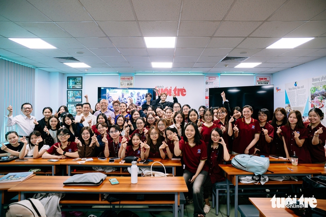 Dutch consul general visits Tuoi Tre, seeks stronger Vietnam cooperation- Ảnh 11.