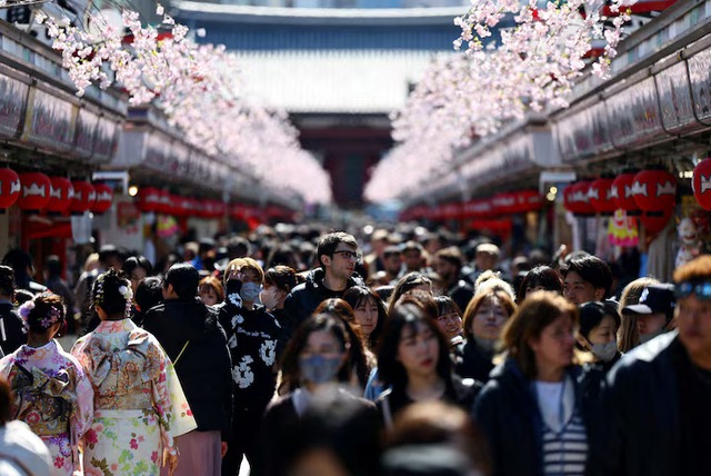 Japan tourism agency eyes panel on dual pricing - Ảnh 1.