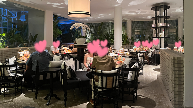 In Vietnam, busy young people turn to offline dating events, AI to find connection - Ảnh 2.