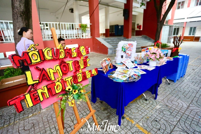 Một ngày 'chill' cùng sách của teen Trường THCS Hoàng Văn Thụ - Ảnh 6.