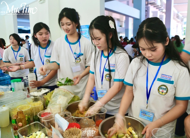 Bùng nổ cùng teen Trường THPT Nam Sài Gòn trong Hội trại truyền thống 26-3- Ảnh 13. Bùng nổ cùng teen Trường THPT Nam Sài Gòn trong Hội trại truyền thống 26-3- Ảnh 13.