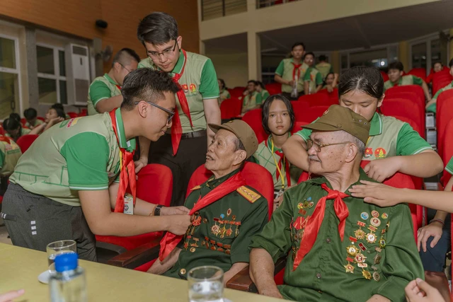 Giải thưởng Hồ Hảo Hớn gọi tên Hành trình Em yêu Tổ quốc Việt Nam - Ảnh 10.