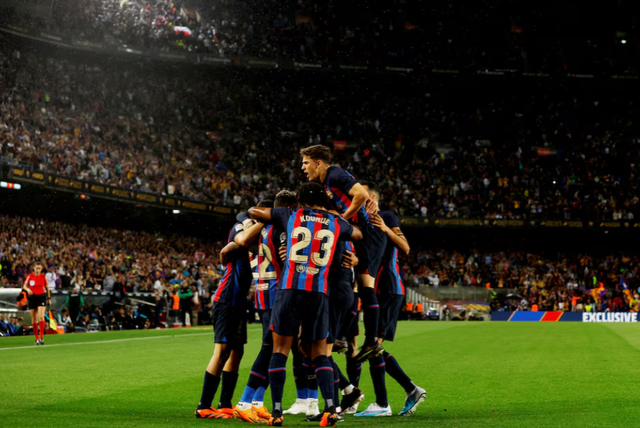 Barcelona đấu Rayo Vallecano: thử thách dễ thở- Ảnh 1.