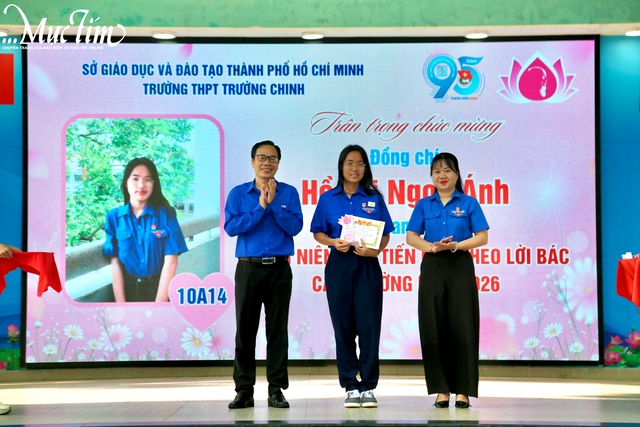 Học trò Trường THPT Trường Chinh lan toả sức trẻ trong Ngày hội Đoàn viên- Ảnh 3. Học trò Trường THPT Trường Chinh lan toả sức trẻ trong Ngày hội Đoàn viên- Ảnh 3.