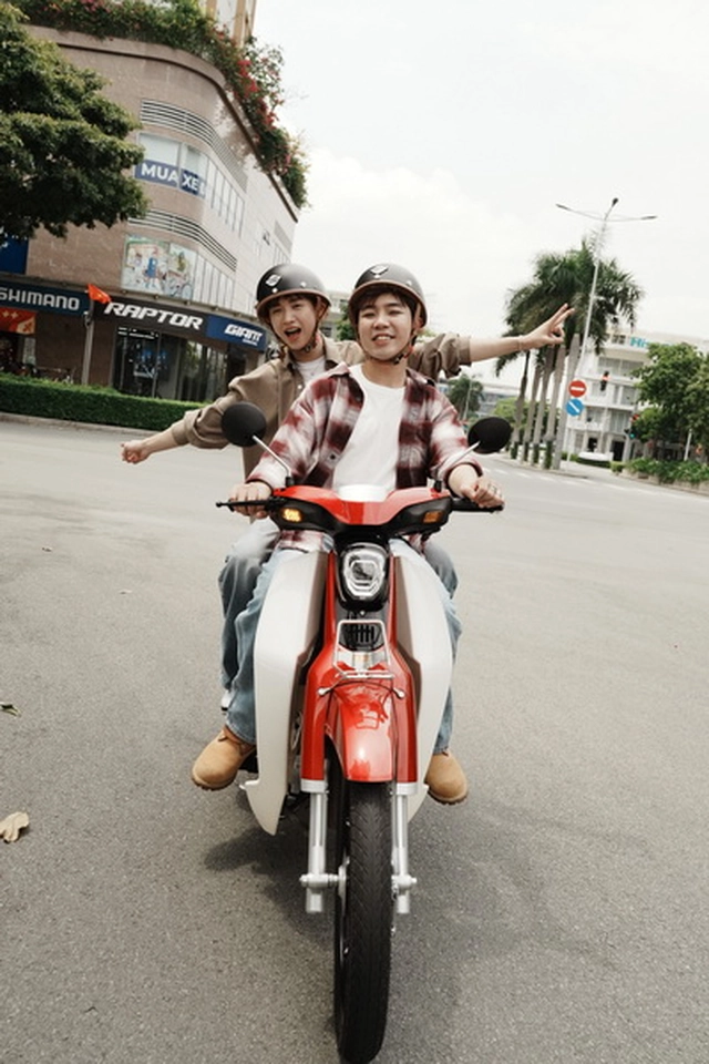 Mason Nguyễn 'vi vu' cùng CONGB, khởi đầu hành trình mới sau Anh trai say hi- Ảnh 1. Mason Nguyễn 'vi vu' cùng CONGB, khởi đầu hành trình mới sau Anh trai say hi- Ảnh 1.