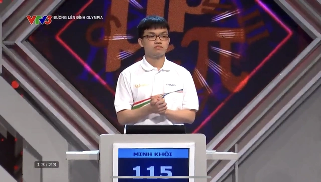 Nam sinh Quảng Trị giành chiến thắng Đường lên đỉnh Olympia sau màn rượt đuổi kịch tính - Ảnh 3.