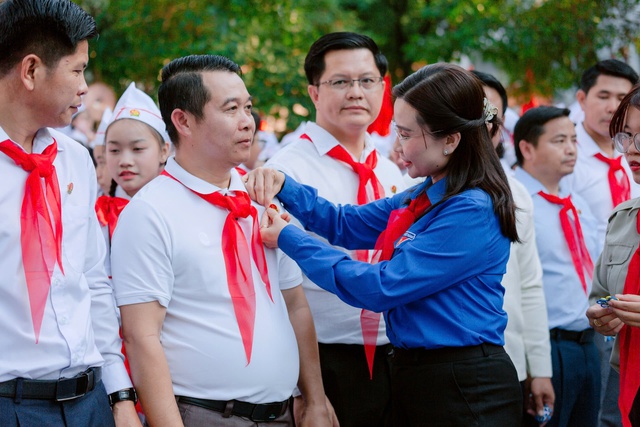 Tuyệt vời quá Liên hoan Tiếng kèn Đội ta khối THCS - Ảnh 1.