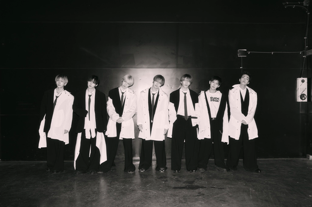 TXT, ILLIT, LE SSERAFIM đồng loạt trở lại trong tháng 4- Ảnh 6.