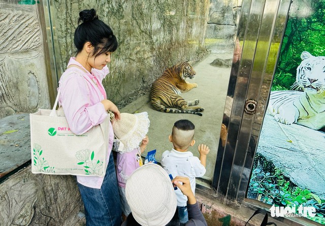 Saigon Zoo and Botanical Gardens marks 162nd anniversary - Ảnh 3.