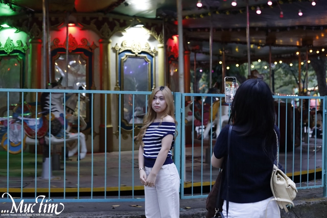 Công viên Thống Nhất: điểm hẹn thư giãn cuối tuần của giới trẻ Hà Nội - Ảnh 2.