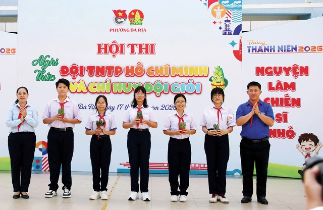 Đội viên Bà Rịa rèn kỹ năng Đội - Ảnh 1.