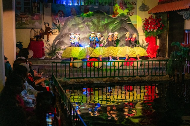 Female consuls general explore Vietnamese culture in Ho Chi Minh City- Ảnh 3.