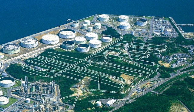 Japan begins 1st release of state oil reserves in 4 years- Ảnh 1.