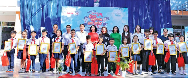 Chuyến tàu ngoan - giỏi vui lắm nè! - Ảnh 6.