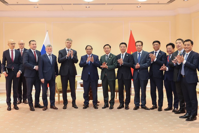 Vietnam PM suggests stronger rail, metro cooperation with Russia- Ảnh 2. Vietnam PM suggests stronger rail, metro cooperation with Russia- Ảnh 2.