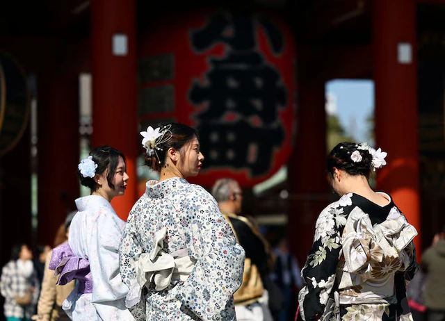Japan adopts new target to address overtourism- Ảnh 1.