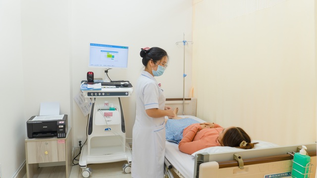 Ho Chi Minh City hospital launches Vietnam’s 1st pelvic floor center - Ảnh 1.