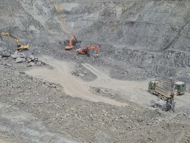 Vietnam presses ahead with Tri An hydropower expansion despite material, fuel constraints - Ảnh 2. Vietnam presses ahead with Tri An hydropower expansion despite material, fuel constraints - Ảnh 2.