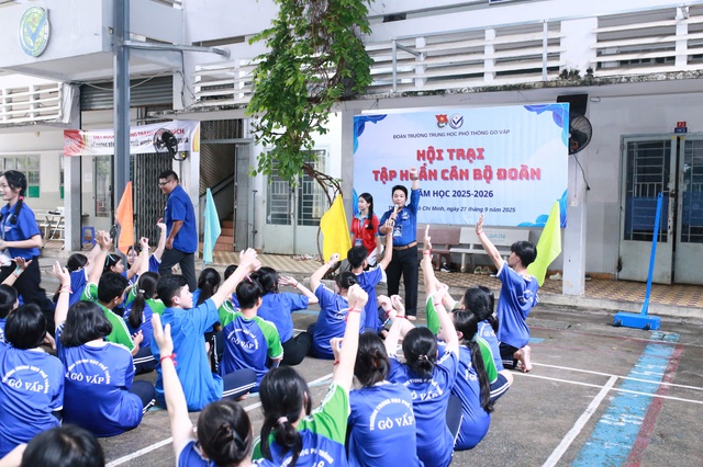 Vui học cùng STEM tại gian tư vấn Trường THPT Gò Vấp tại Ngày hội Tự tin vào lớp 10- Ảnh 5.