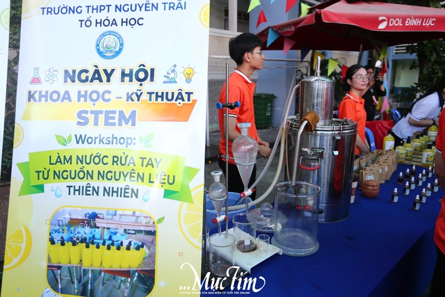 Học trò Trường THPT Nguyễn Trãi biến ý tưởng khoa học thành sản phẩm - Ảnh 9.