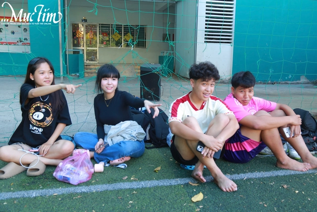 Nhiệt huyết như teen Trường THPT Tân Phong trên sân cỏ Hội thao- Ảnh 5.