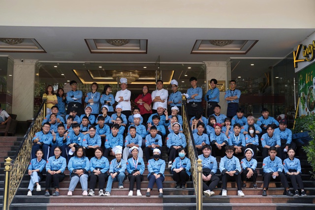 Trường Trung cấp Việt Giao mở lớp pha chế tại Ngày hội Tự tin vào lớp 10 - Ảnh 2.