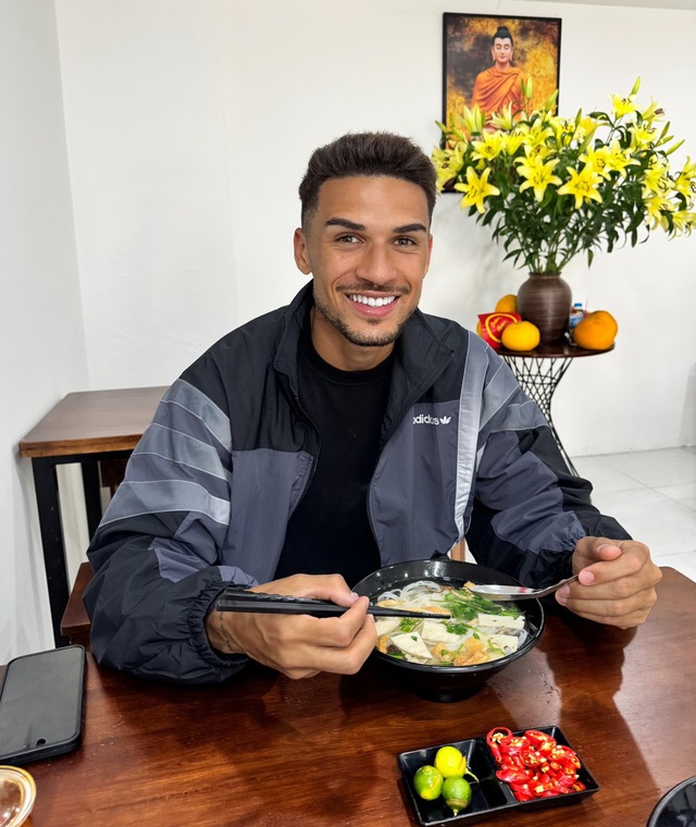 No meat, no problem in elite football? Vietnam’s naturalized player draws attention over vegetarian diet- Ảnh 2. No meat, no problem in elite football? Vietnam’s naturalized player draws attention over vegetarian diet- Ảnh 2.