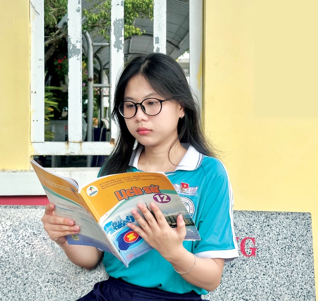 Bí quyết đạt giải II môn lịch sử cấp quốc gia của nữ sinh An Giang - Ảnh 1.