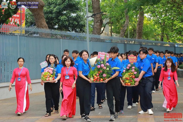Học hết sức, chơi hết mình cùng chuỗi hoạt động tại Trường THPT Đinh Tiên Hoàng - Ảnh 7.