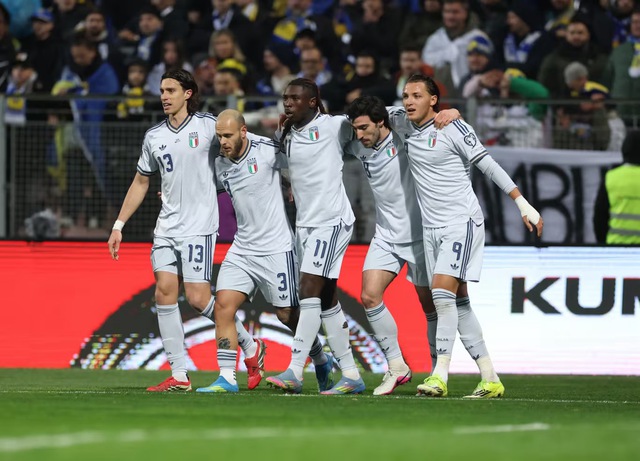 Đội tuyển Ý mất vé đi World Cup 2026 - Ảnh 1. Đội tuyển Ý mất vé đi World Cup 2026 - Ảnh 1.